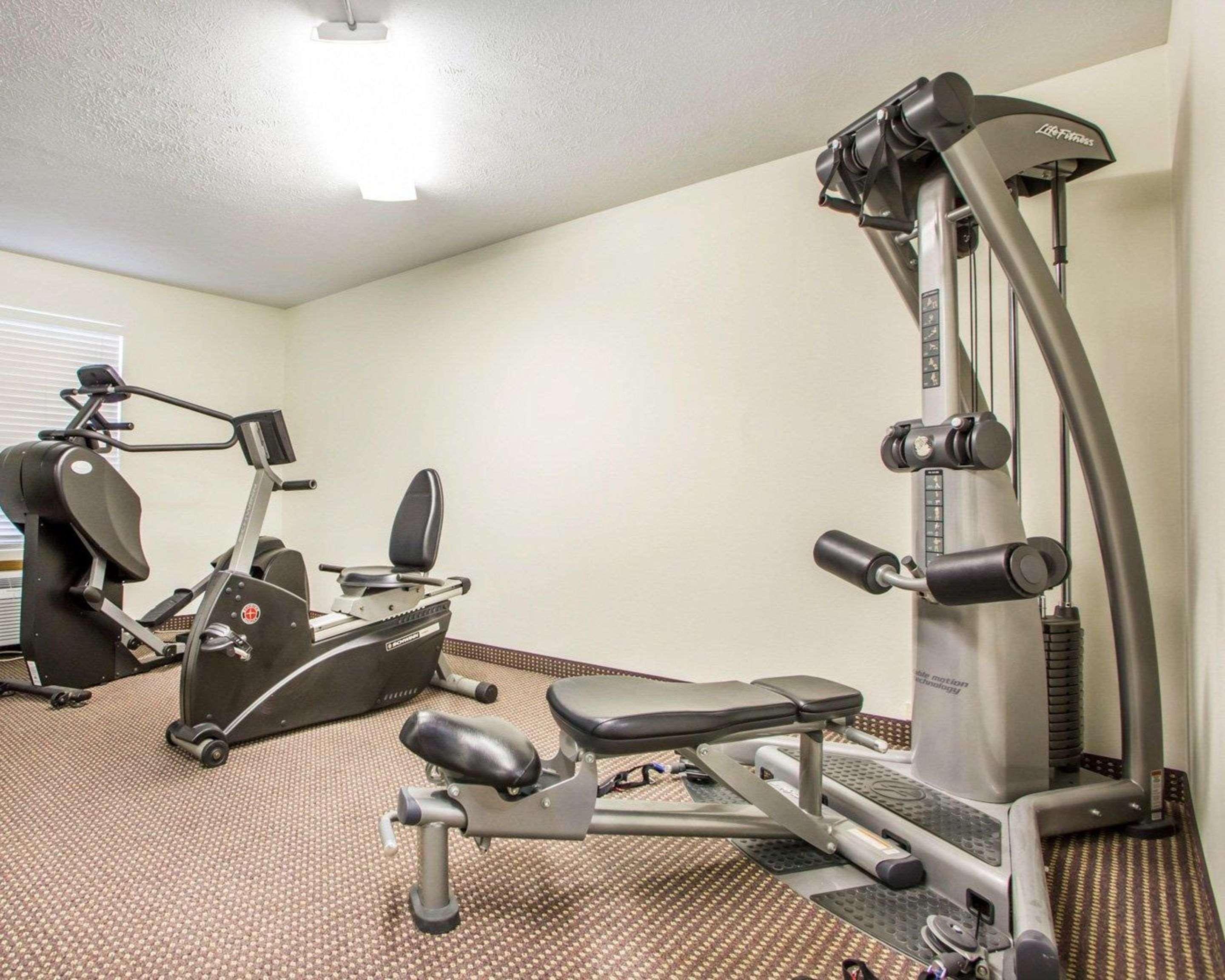 Quality Inn & Suites South-Obetz Экстерьер фото