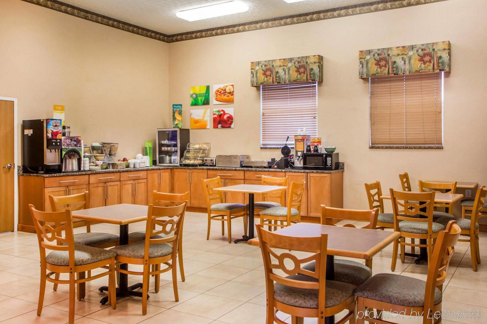 Quality Inn & Suites South-Obetz Экстерьер фото