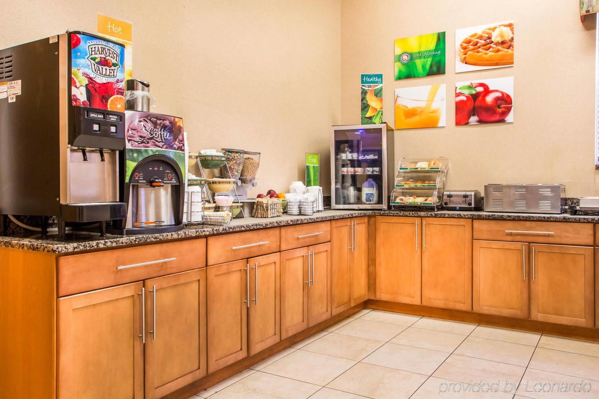 Quality Inn & Suites South-Obetz Экстерьер фото