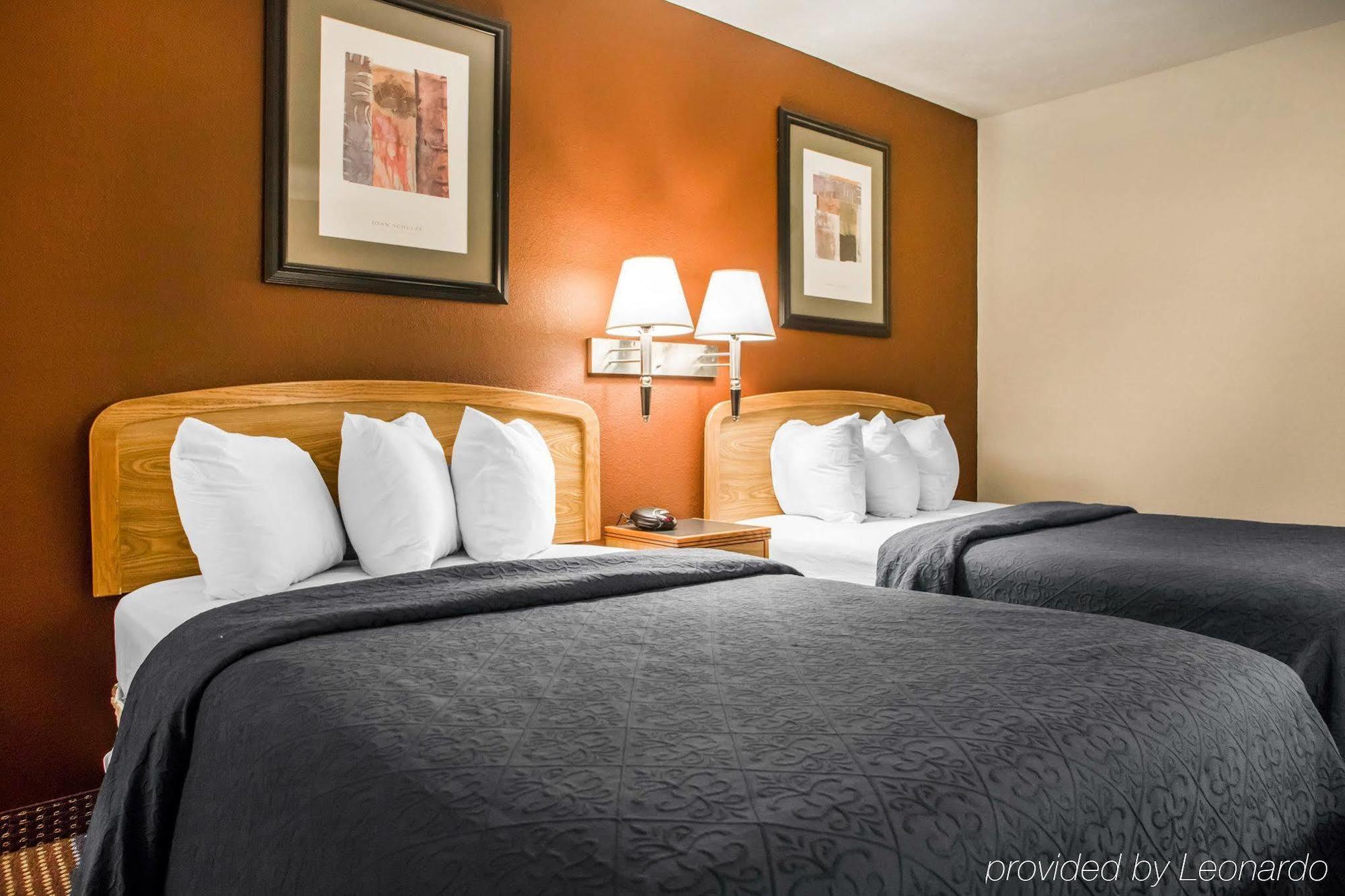Quality Inn & Suites South-Obetz Экстерьер фото